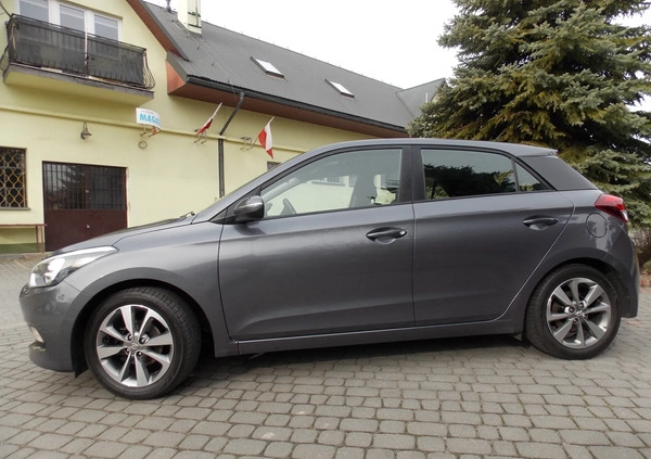 Hyundai i20 cena 35900 przebieg: 166500, rok produkcji 2015 z Jarosław małe 407